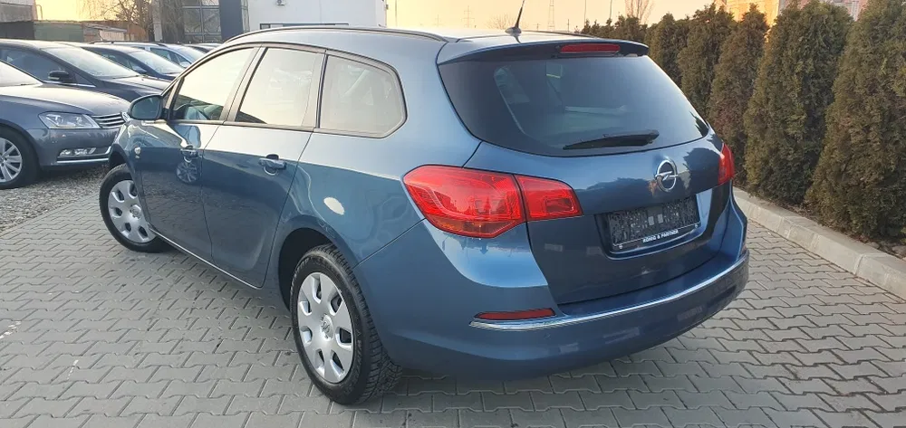 Opel Astra J Facelift 1.7CDTI 2014