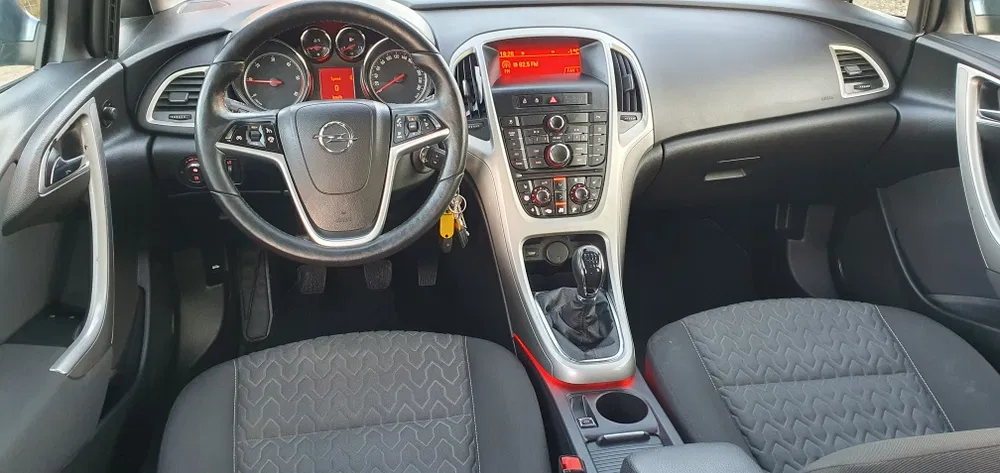 Opel Astra J Facelift 1.7CDTI 2014
