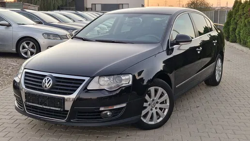 Vw Passat 1.6 benzina Berlina Model Highline